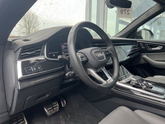 Audi SQ8 2019