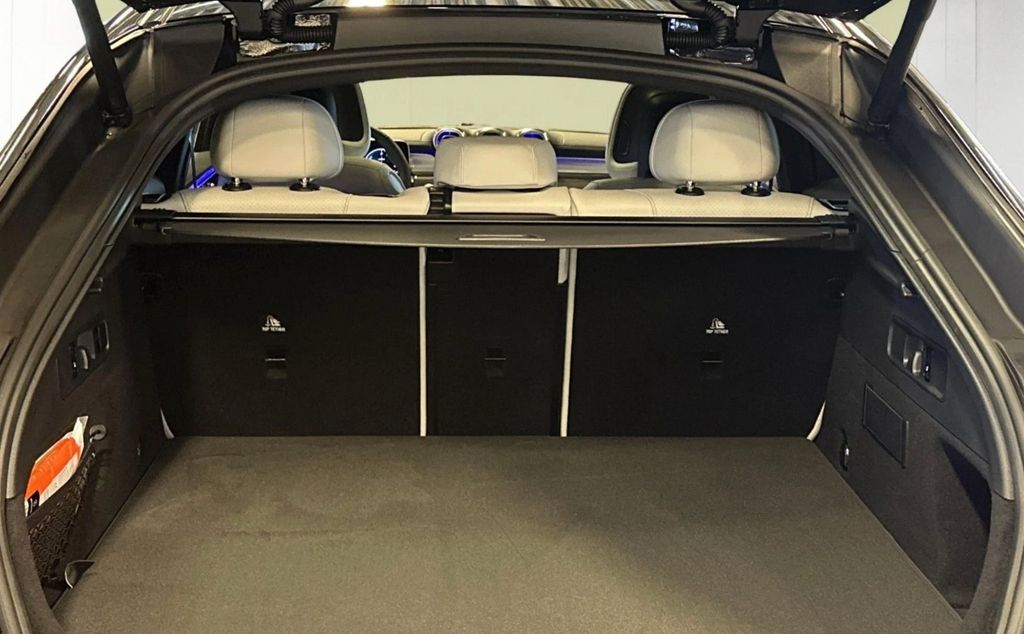 Mercedes-Benz GLC 300 2025