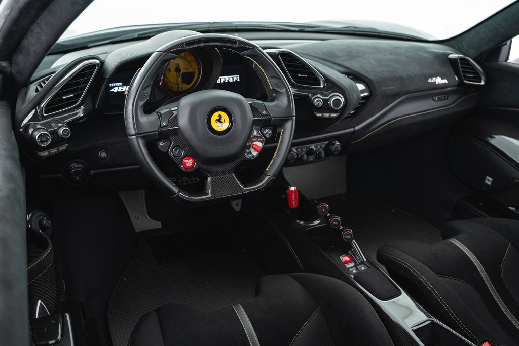 Ferrari 488 Pista 2020