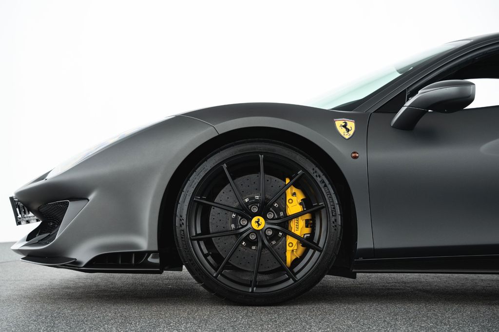 Ferrari 488 Pista 2020