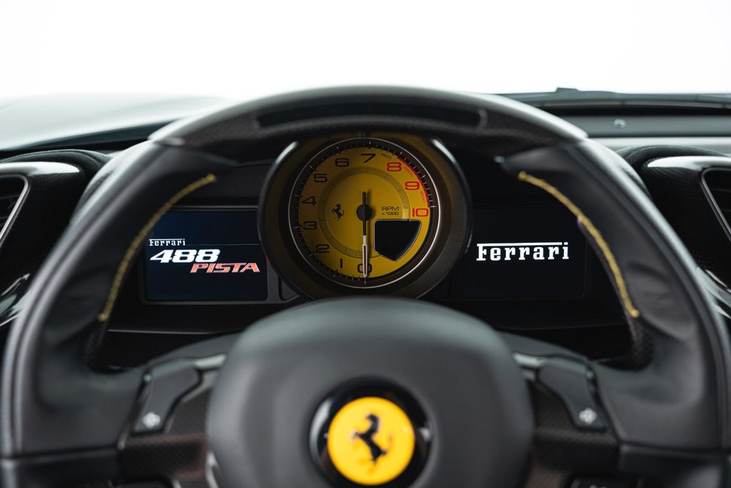 Ferrari 488 Pista 2020