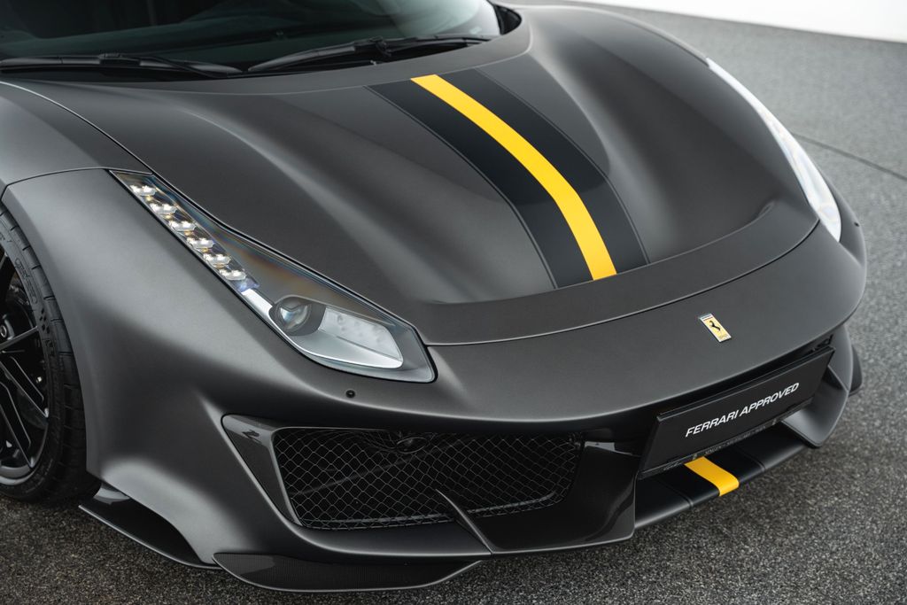 Ferrari 488 Pista 2020