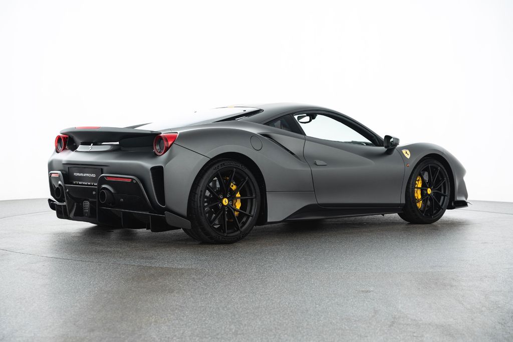 Ferrari 488 Pista 2020