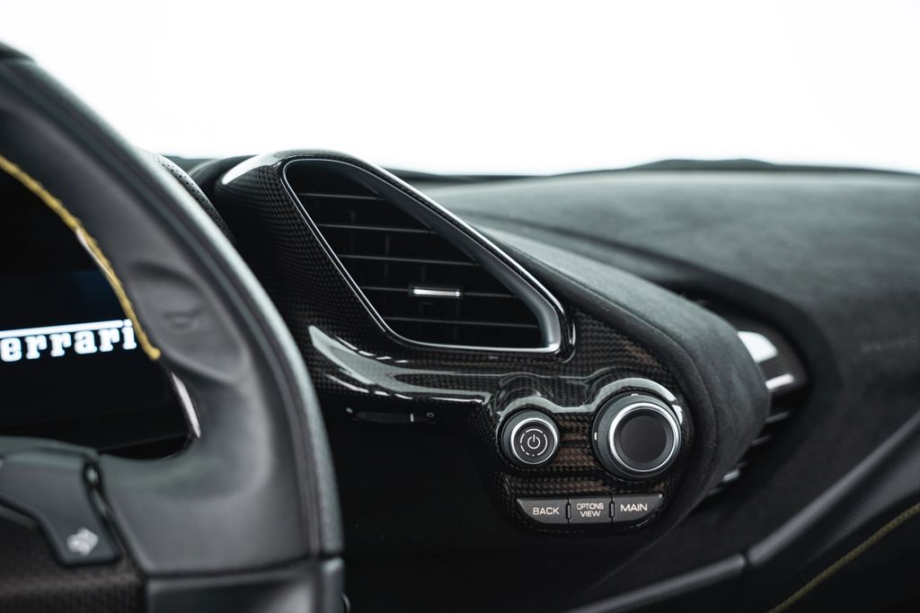 Ferrari 488 Pista 2020