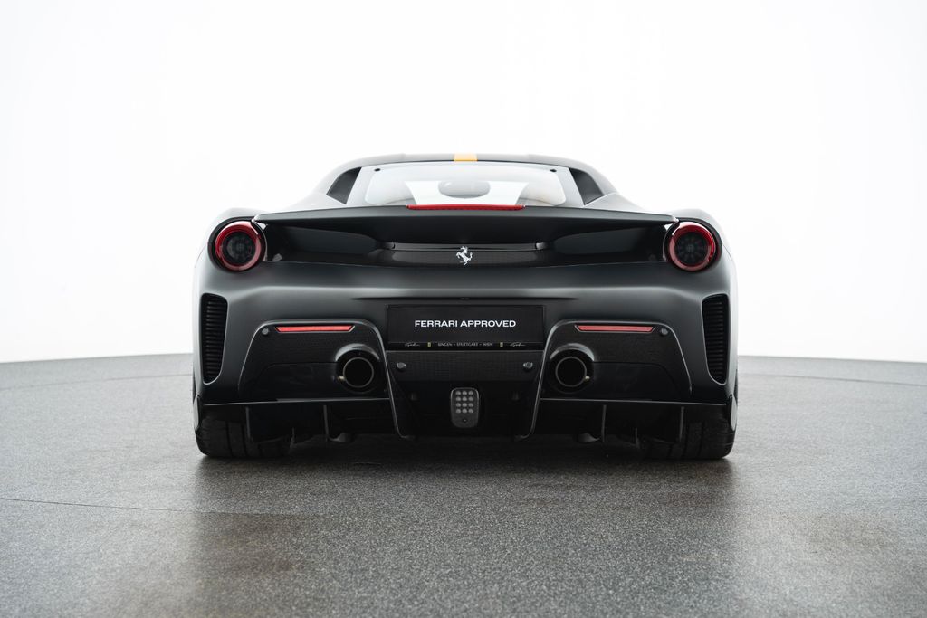 Ferrari 488 Pista 2020