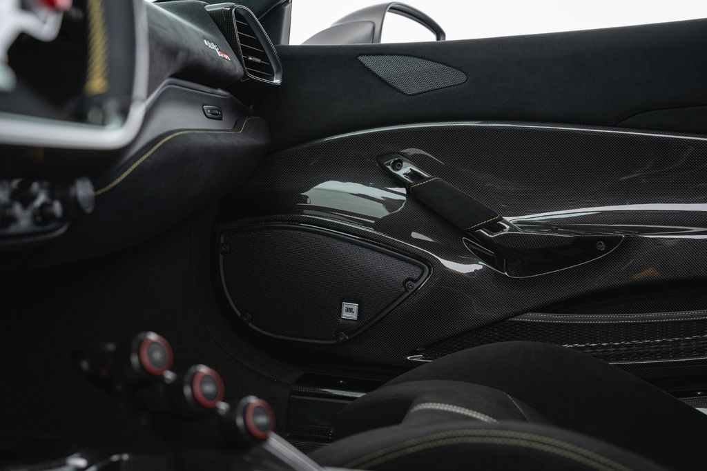 Ferrari 488 Pista 2020