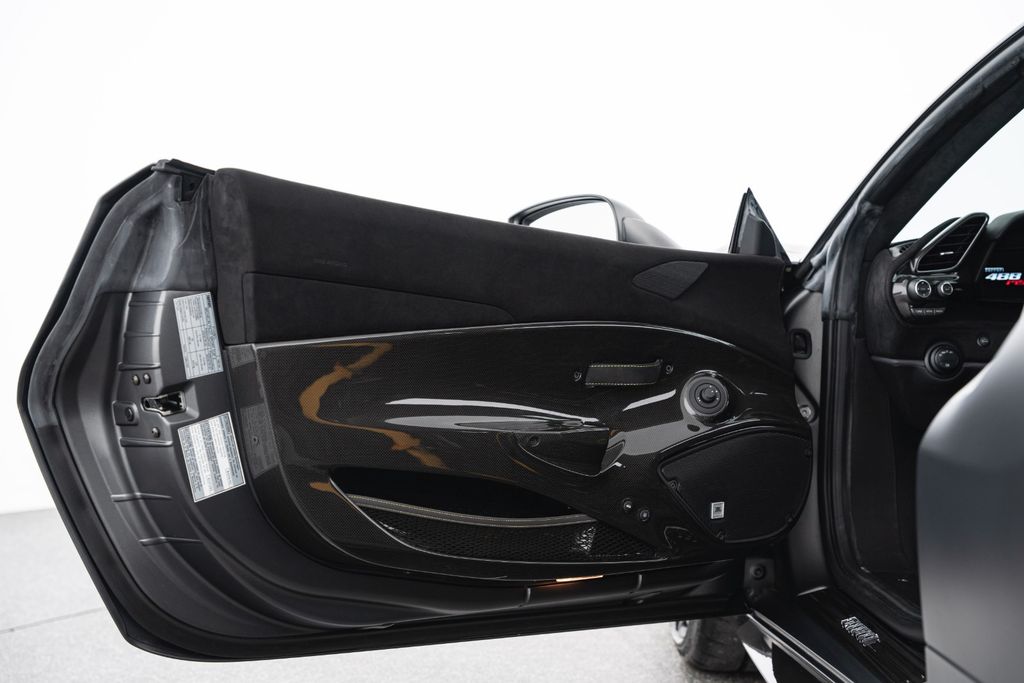 Ferrari 488 Pista 2020