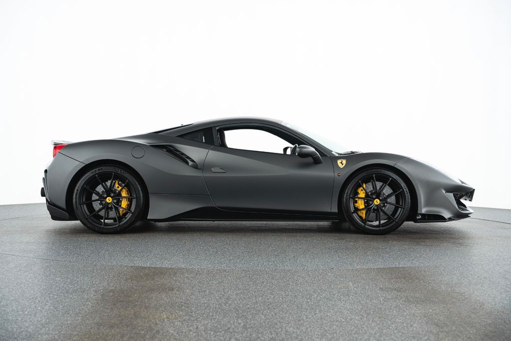 Ferrari 488 Pista 2020