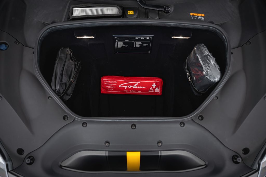 Ferrari 488 Pista 2020