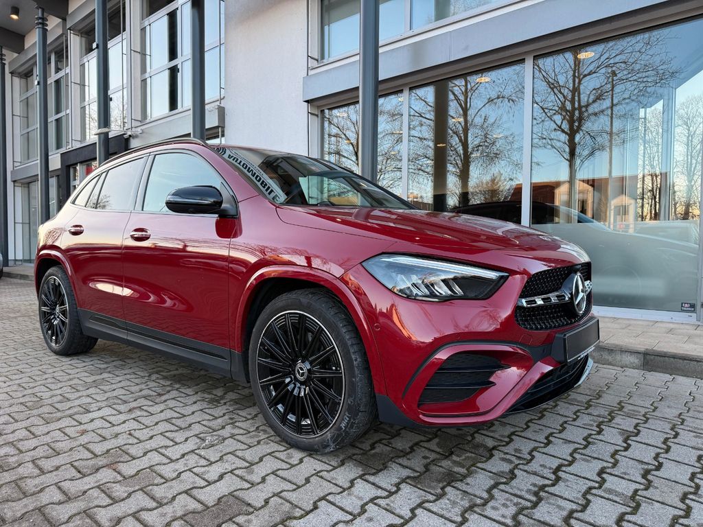Mercedes-Benz GLA 200 2025