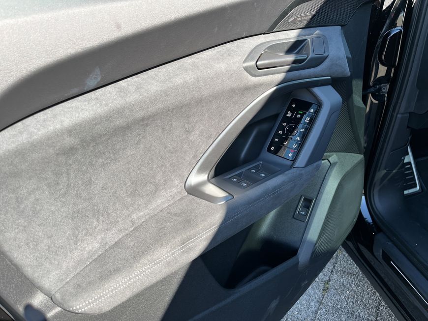 Audi SQ5 2025