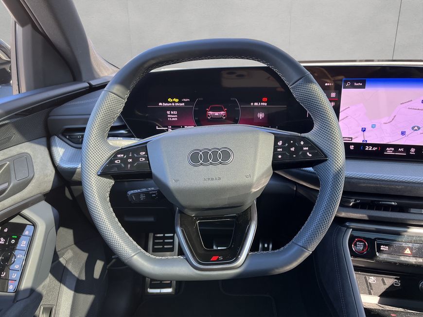 Audi SQ5 2025