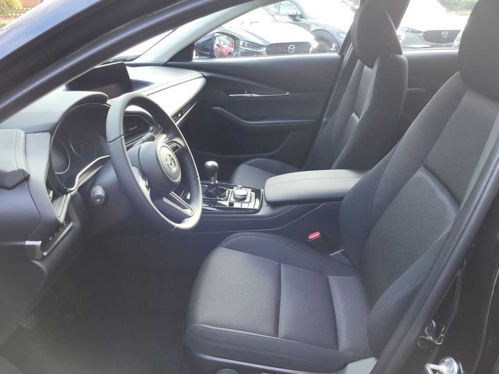 Mazda CX-30 2025