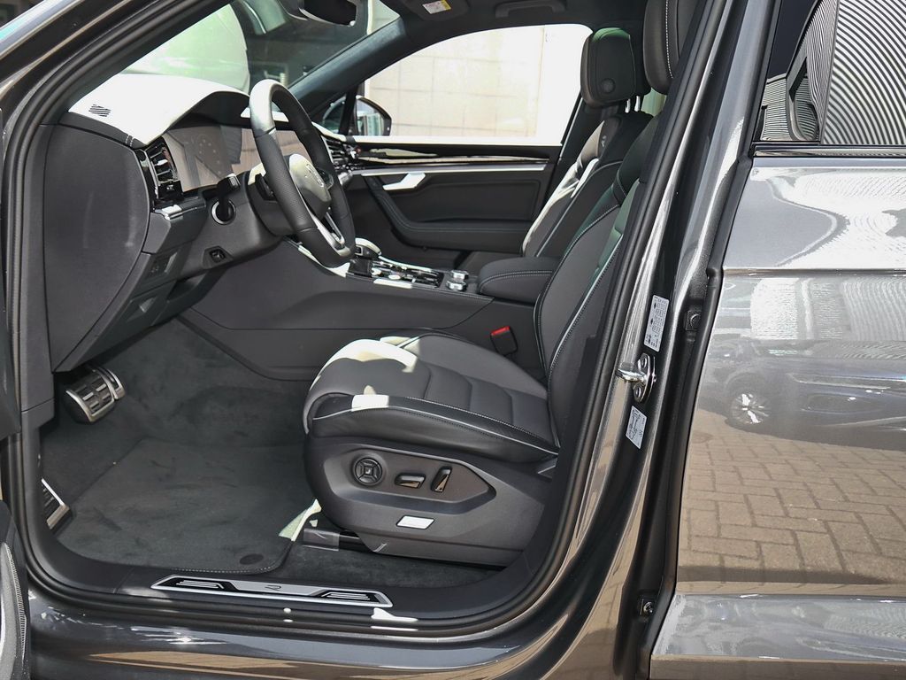 Volkswagen Touareg 2025