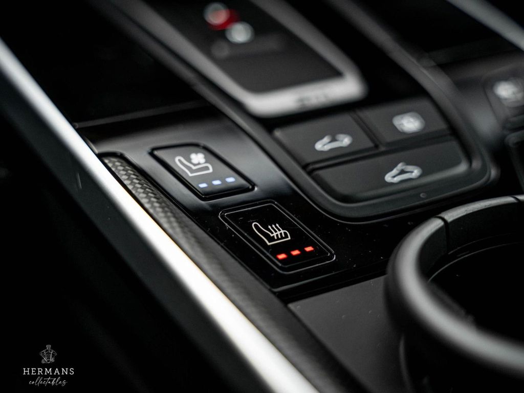 Porsche 992 2022