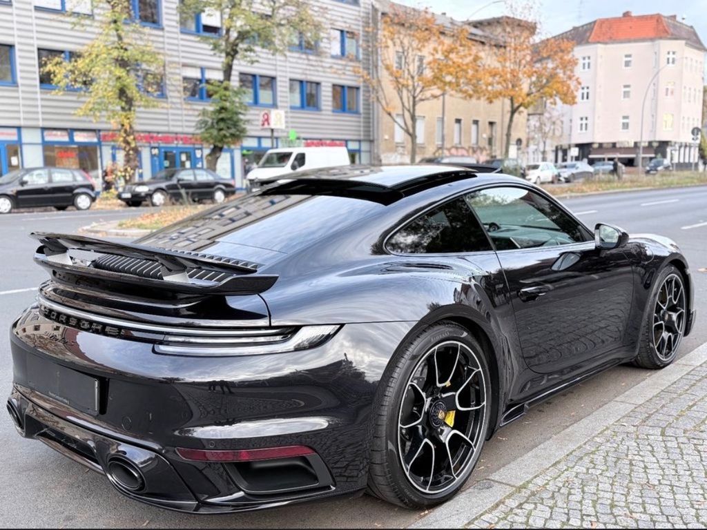 Porsche 992 2024