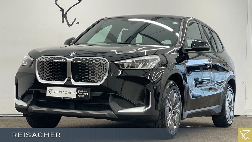 BMW iX1 2023