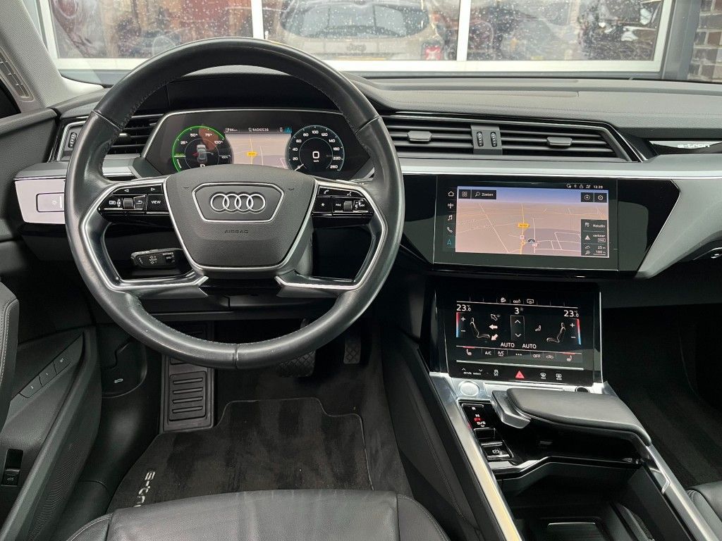 Audi e-tron 2019