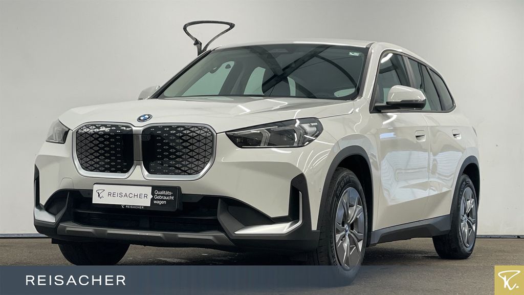 BMW iX1 2023