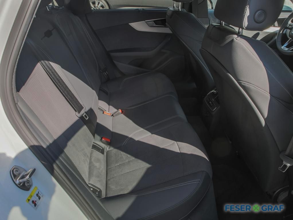 Audi A4 2023