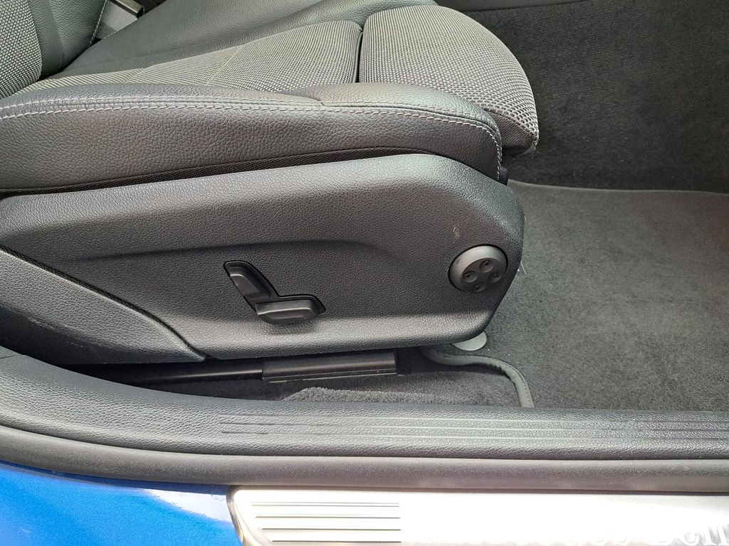 Mercedes-Benz C 300 2021