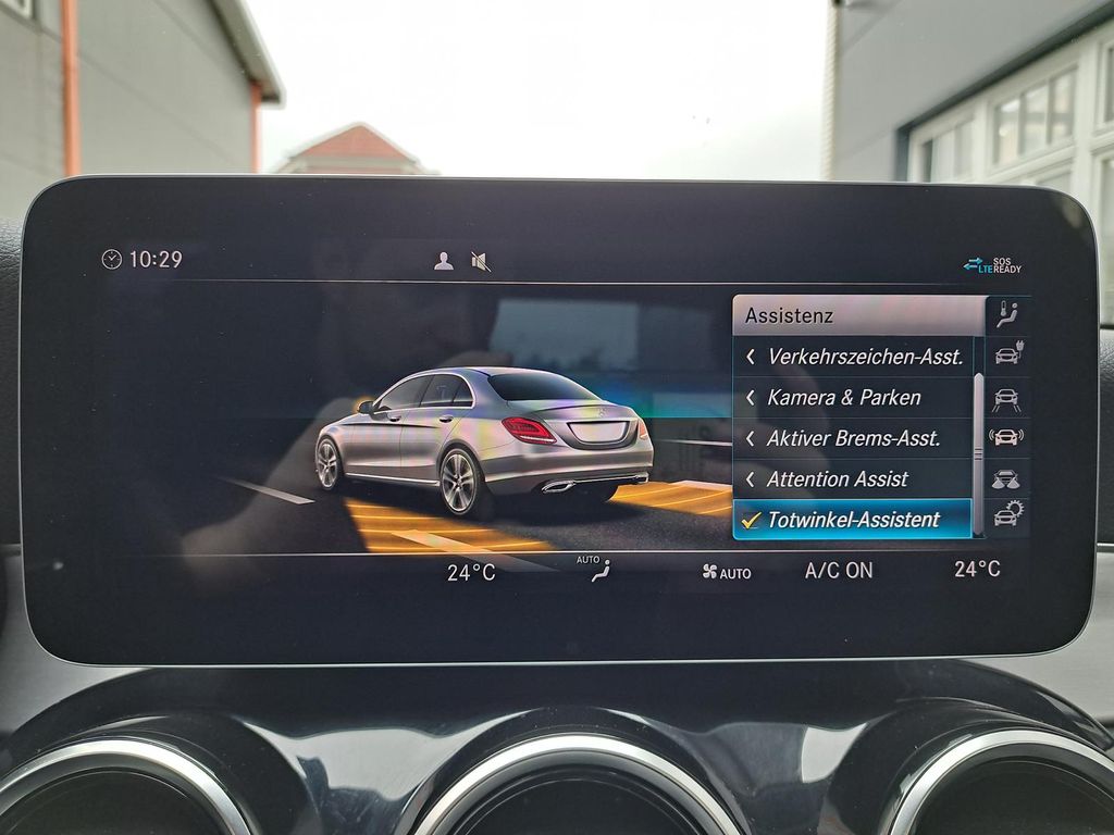 Mercedes-Benz C 300 2021