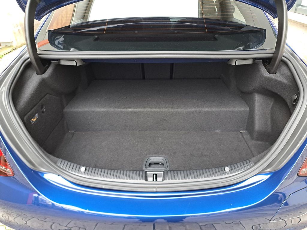 Mercedes-Benz C 300 2021