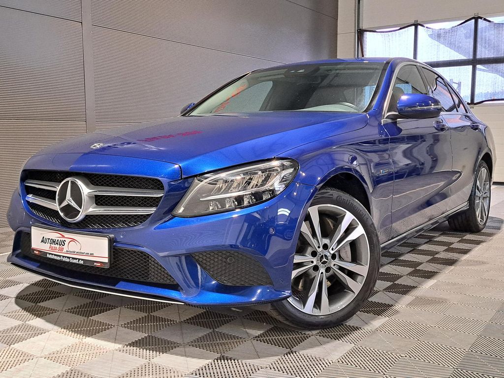 Mercedes-Benz C 300 2021