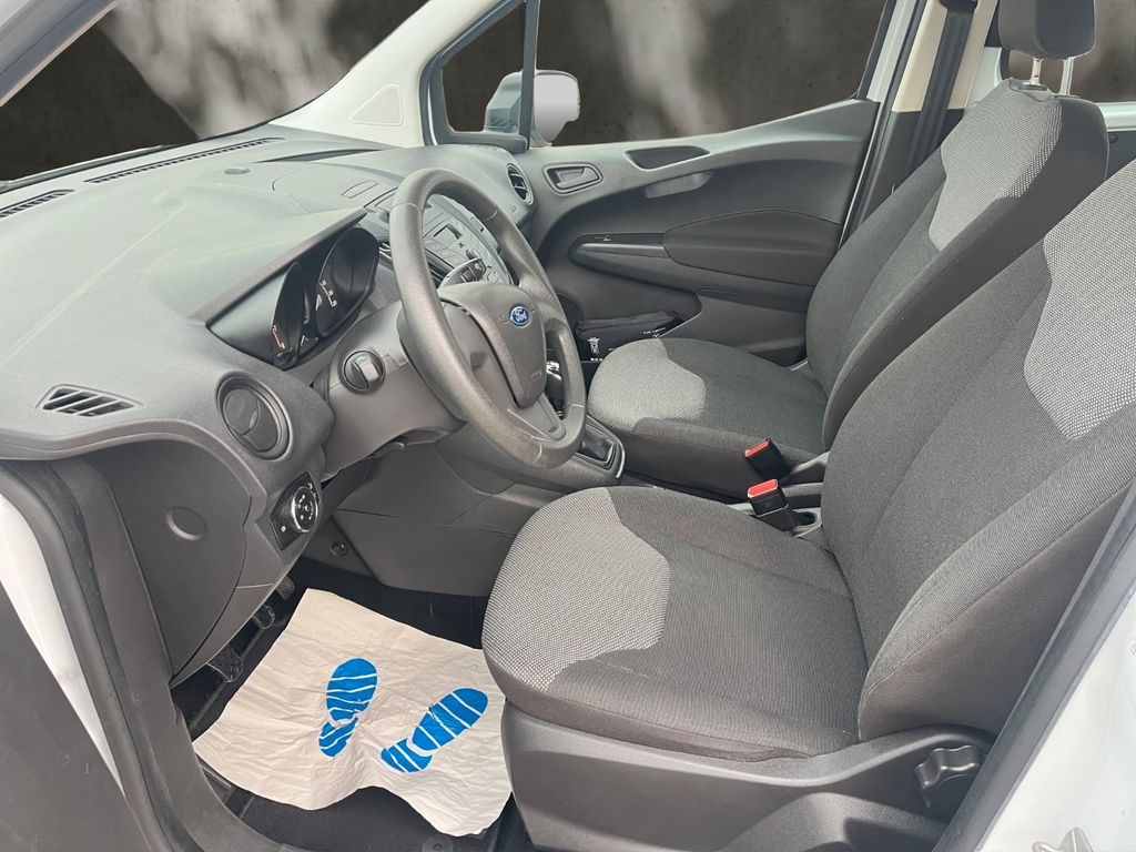 Ford Transit Courier 2020