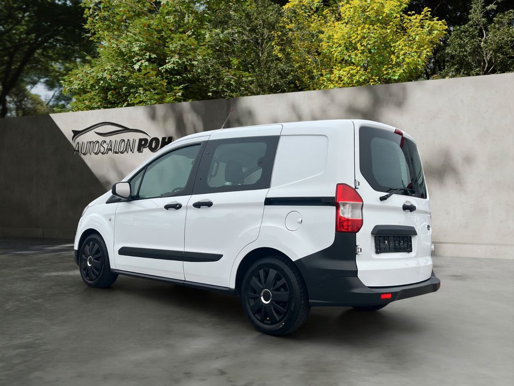 Ford Transit Courier 2020