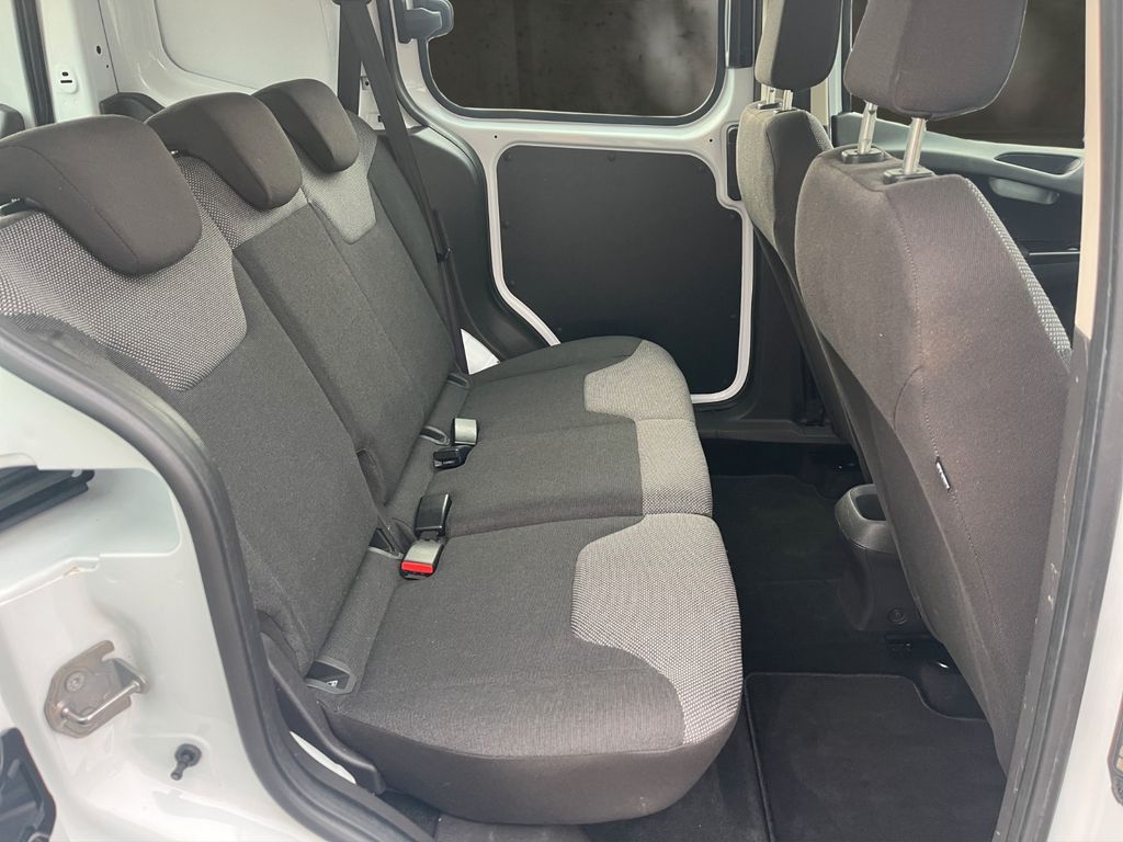 Ford Transit Courier 2020