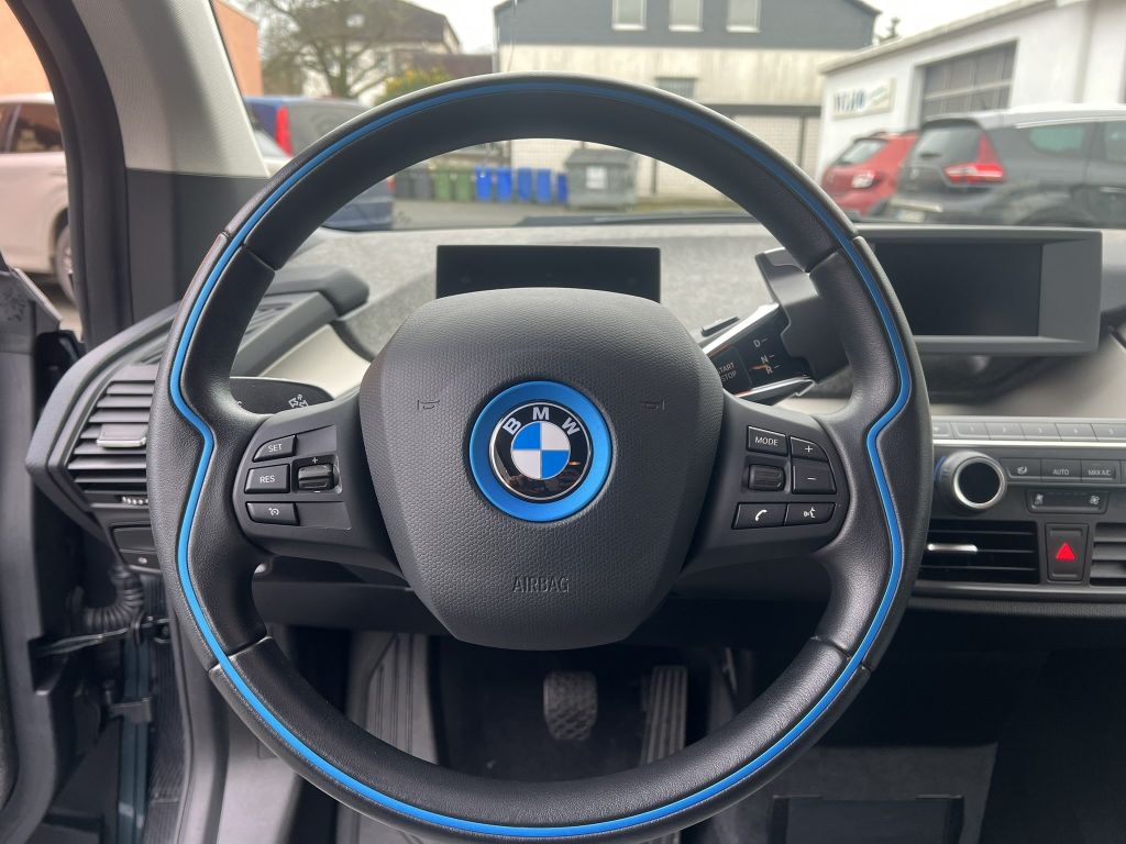 BMW i3 2022