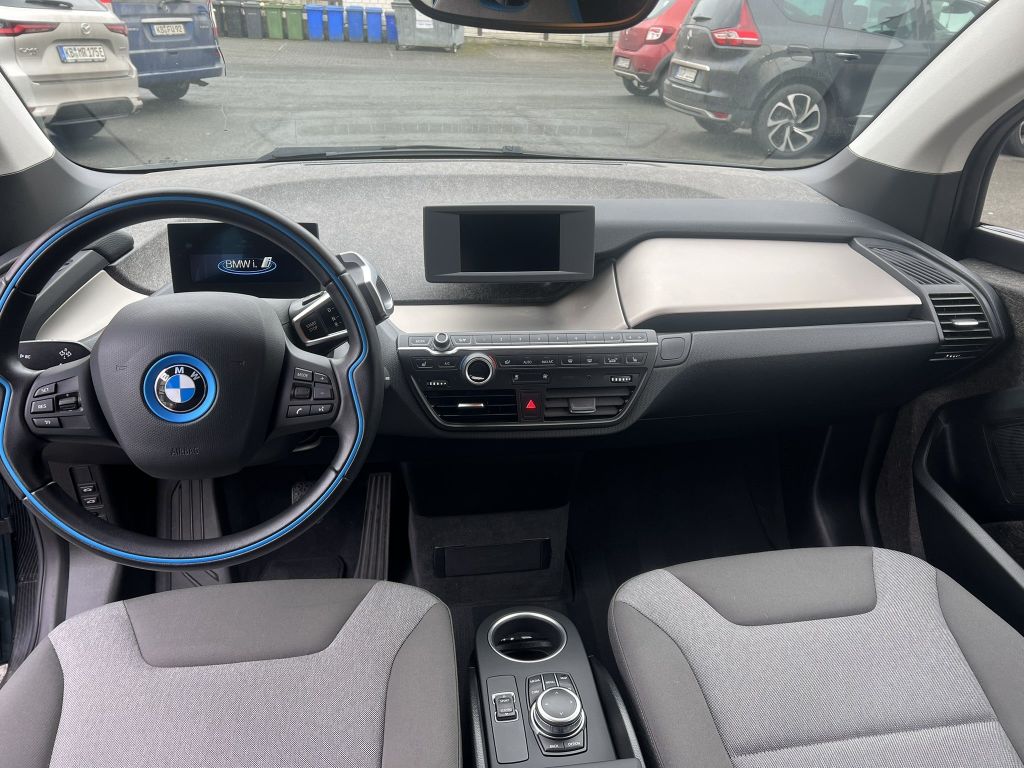 BMW i3 2022