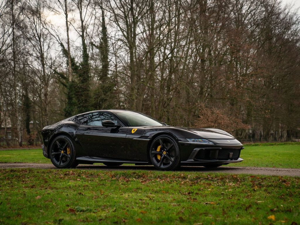 Ferrari 12Cilindri 2025