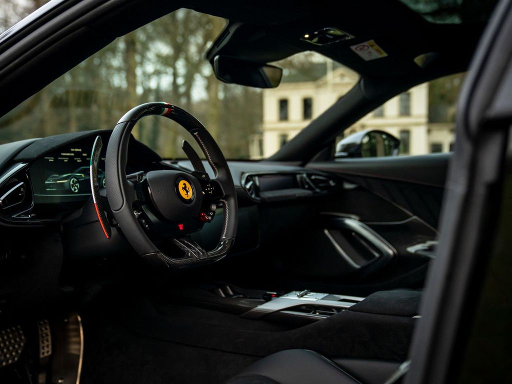 Ferrari 12Cilindri 2025