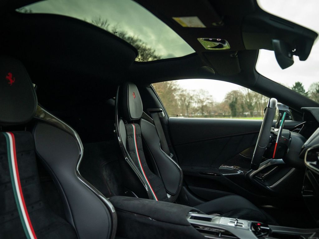 Ferrari 12Cilindri 2025