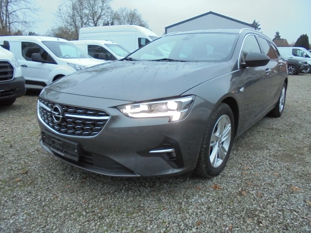 Opel Insignia 2022