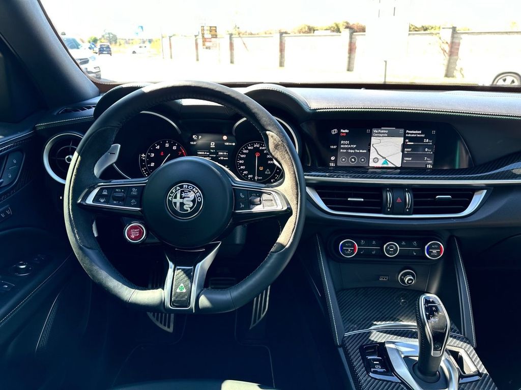 Alfa Romeo Stelvio 2021