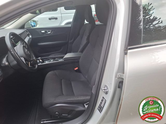 Volvo V60 Cross Country 2021