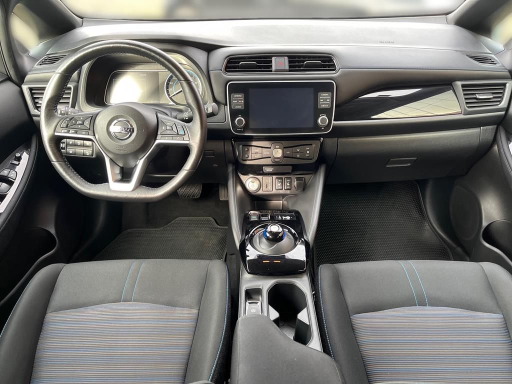 Nissan Leaf 2021