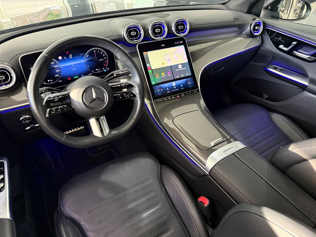 Mercedes-Benz GLC 300 2023