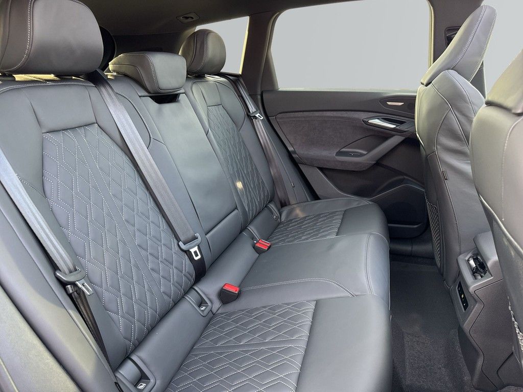 Audi SQ6 e-tron 2025