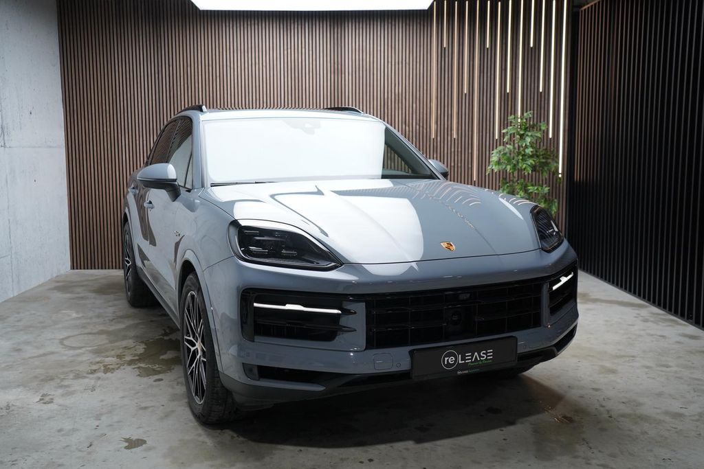 Porsche Cayenne 2023