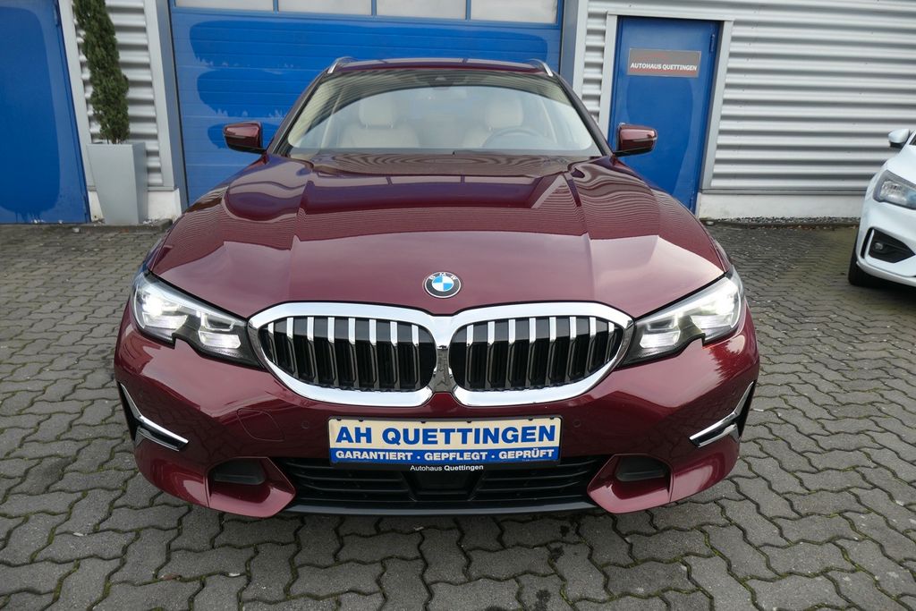 BMW 318 2022