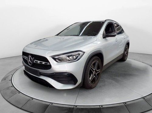 Mercedes-Benz GLA 200 2021