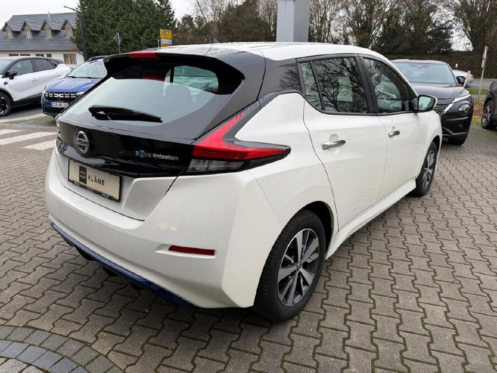 Nissan Leaf 2021