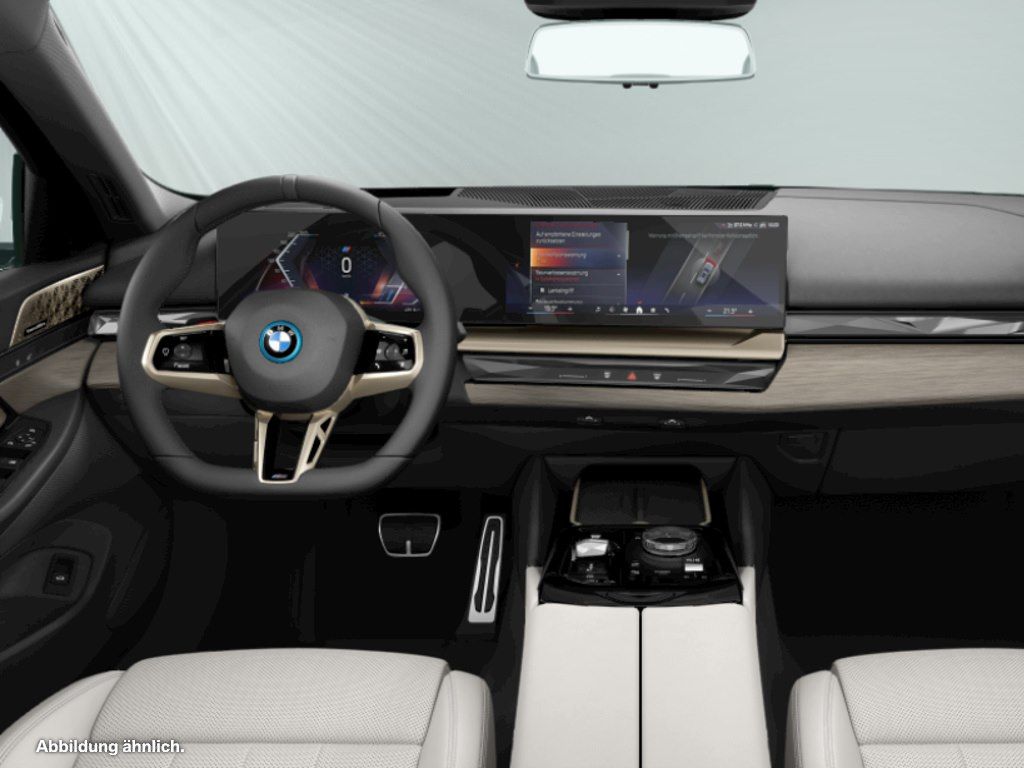 BMW i5 2024
