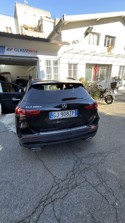 Mercedes-Benz GLA 200 2022
