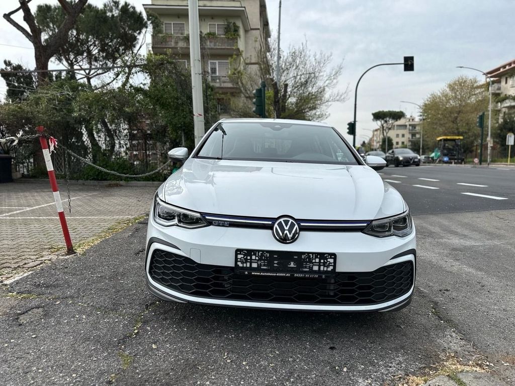 Volkswagen Golf 2021
