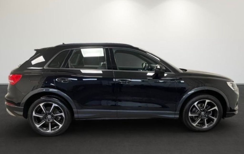 Audi Q3 2021